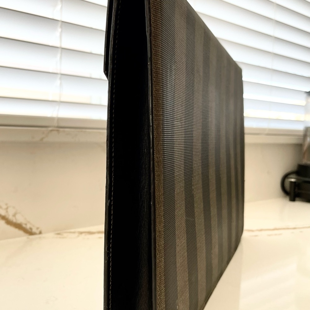 Authentic FENDI Document Envelope Pequin Canvas - Picture 4 of 8